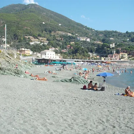 Ca Gialla Apartment *